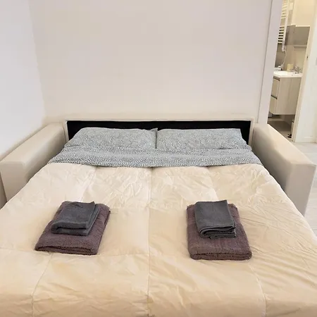 Apartamento 10 Minutes' Walk From The Railway Station