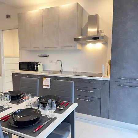 Apartamento 10 Minutes' Walk From The Railway Station Alassio