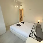 10 Minutes' Walk From The Railway Station * Alassio