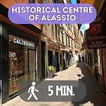 10 Minutes' Walk From The Railway Station Apartamento Alassio